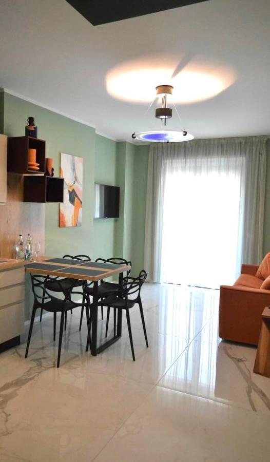 Dizeta Suite And Apartment Salerno Eksteriør bilde
